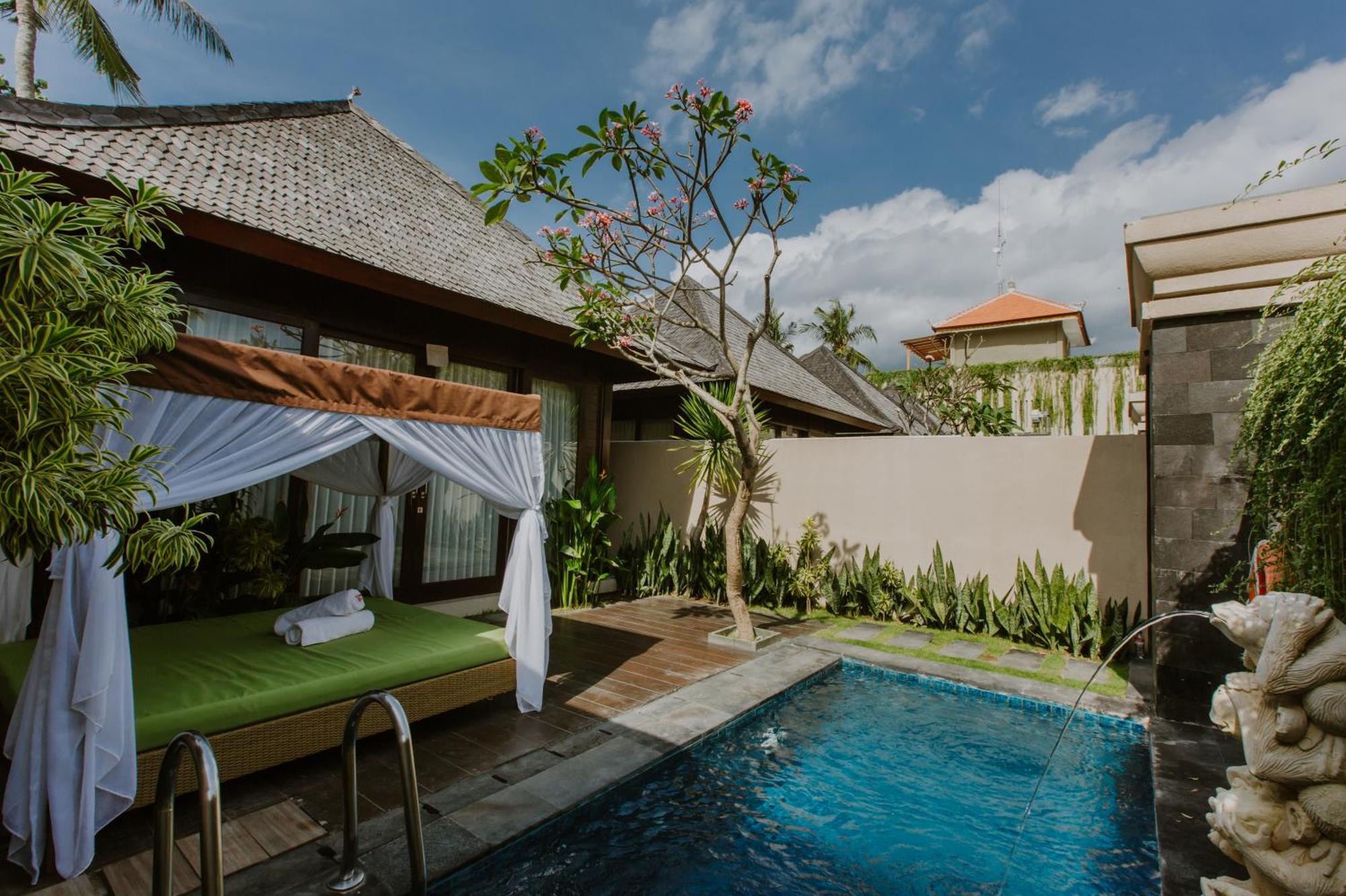 D'Nusa Beach Club And Resort Lembongan Exterior foto